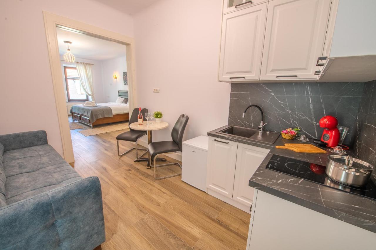 Old Town Suites Брашов Екстер'єр фото