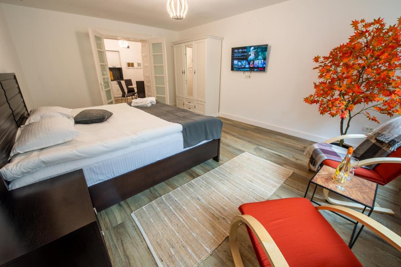 Old Town Suites Брашов Екстер'єр фото
